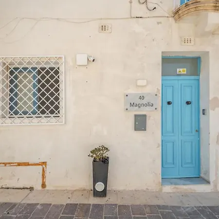Double 2min From Mdina In Townhouse Bed and breakfast